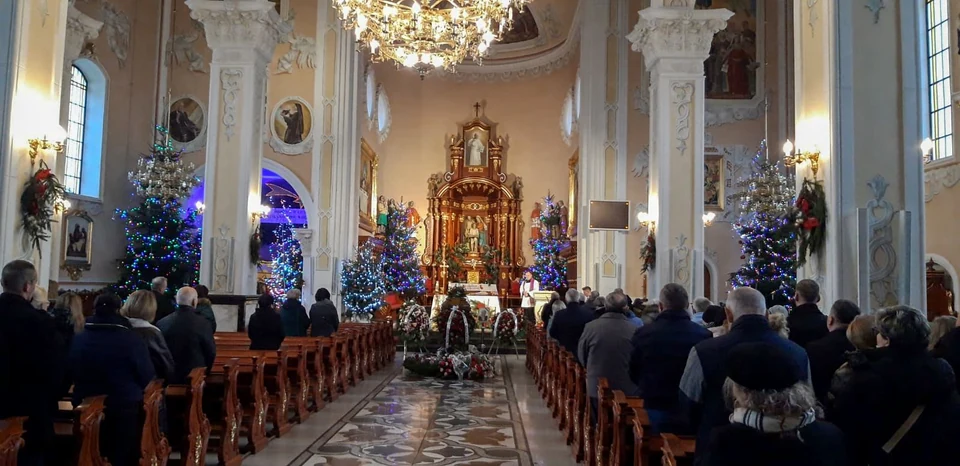 Ceremonia pogrzebowa w kościele